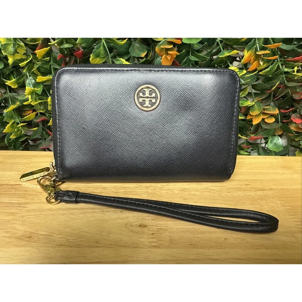 TORY BURCH Leather Robinson Continental Zip Around Wallet‎ in Luggage Black